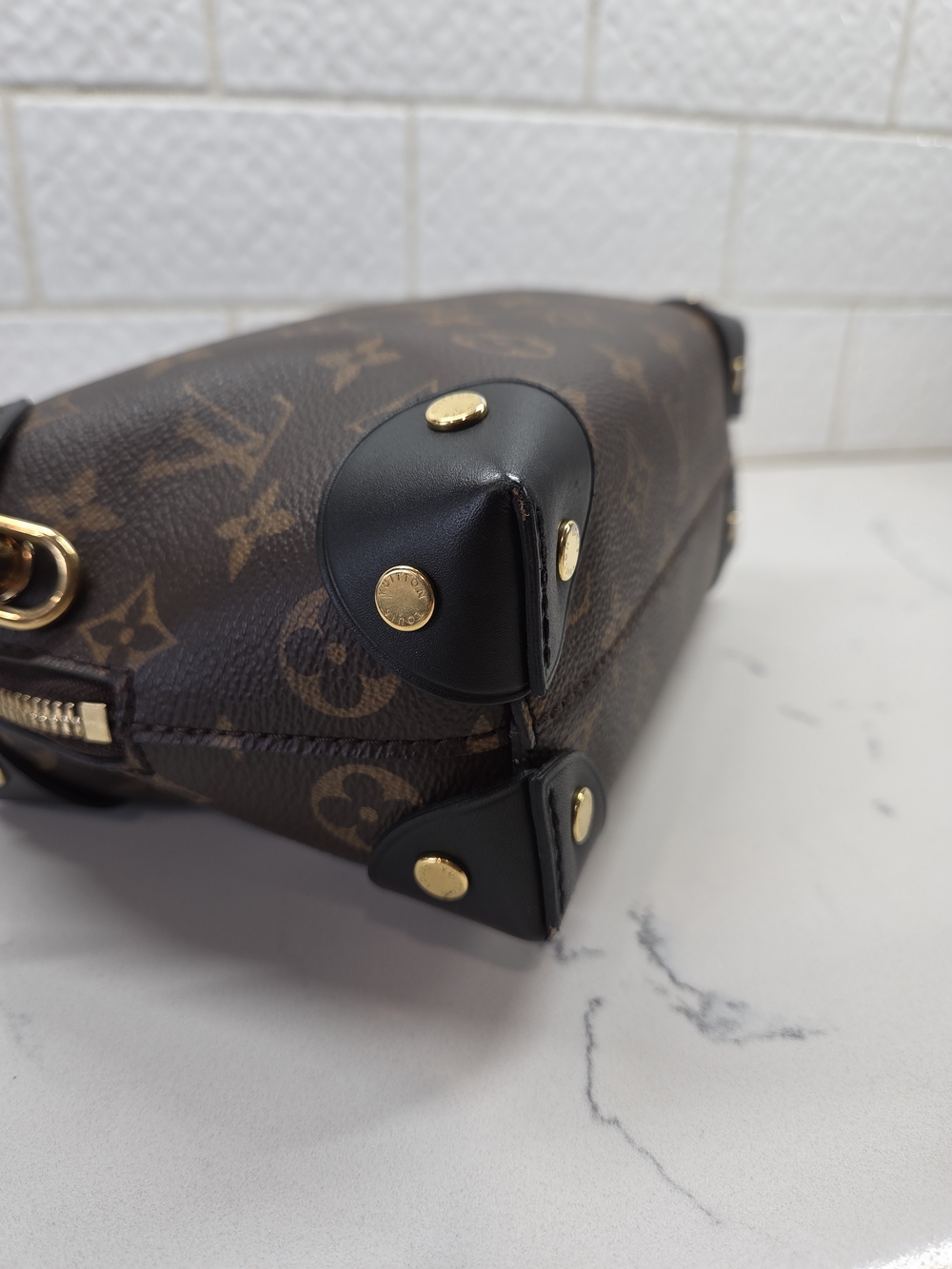 Louis Vuitton Monogram Petite Malle Souple Crossbody Bag - Excellent - Picture 4 of 16